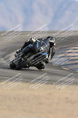 media/Nov-16-2025-Race Pace (Sun) [[8c5fa54630]]/Verified Riders/8-Turn 12 (120pm)/